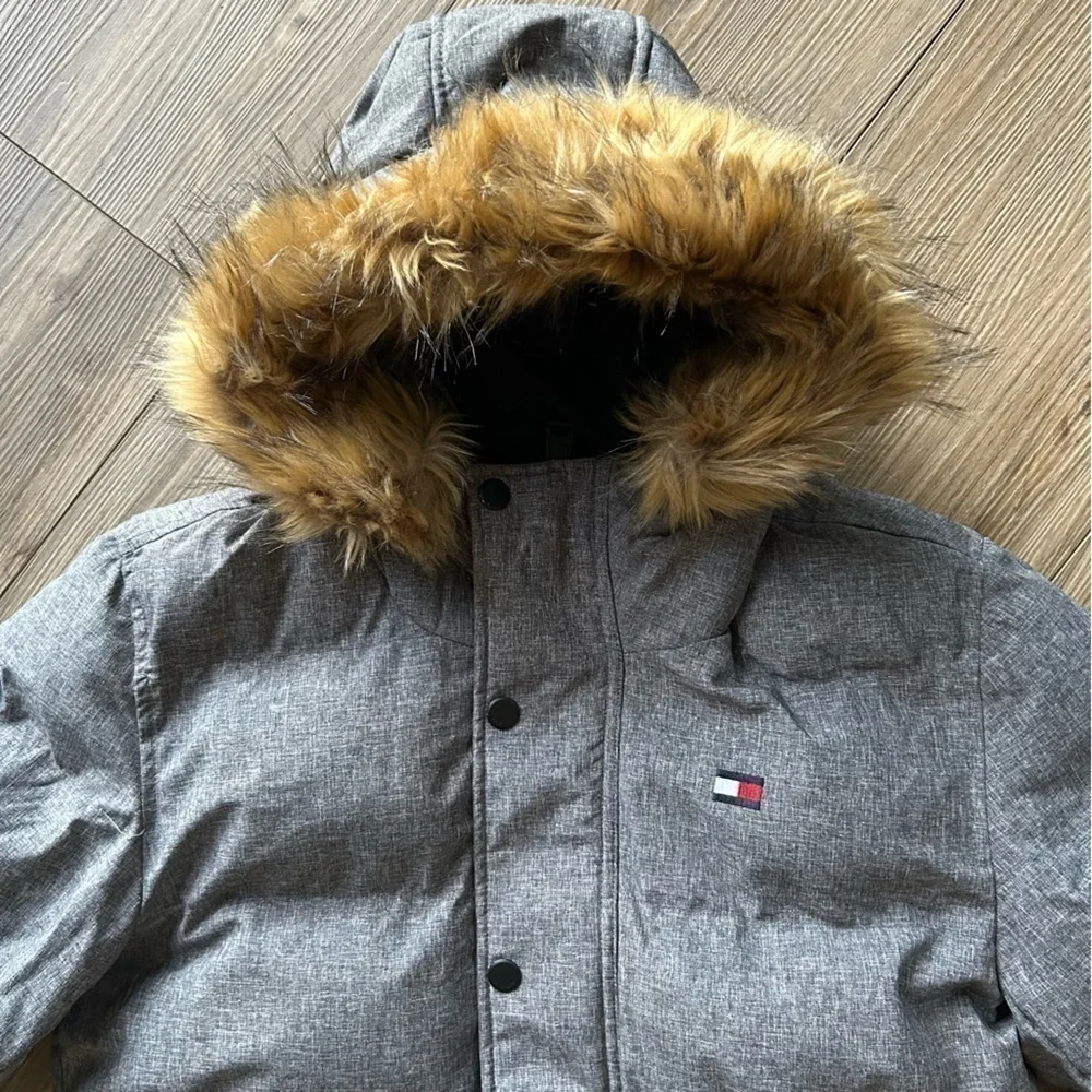 Tommy Hilfiger | Ultra Loft Down Hooded Coat in Grey Heather (S)